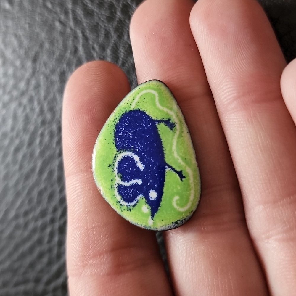 VTG copper & enamel Playbird brooch